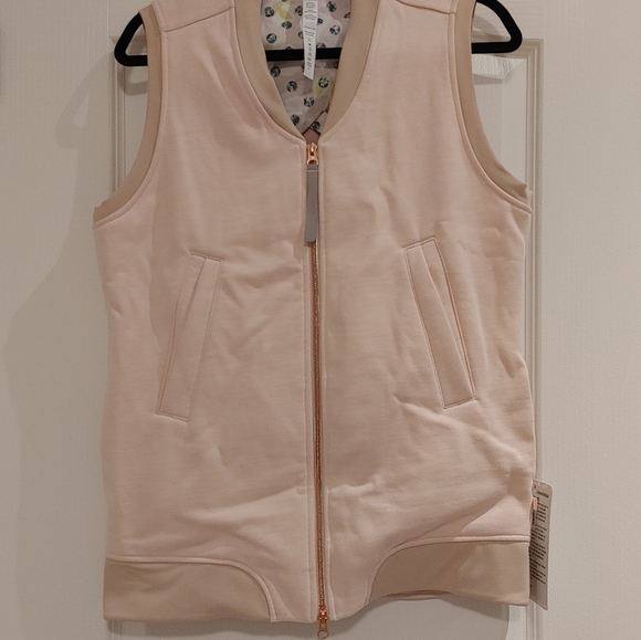 Lululemon Departure Vest in Parfait Pink / Naked / Naked - Picture 3 of 8